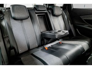 Peugeot 3008 Allure 1.5 Diesel 130HP - Image 4