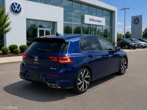 Volkswagen Golf 1.5eTSi R LINE DSG AUTOMATIC - Image 3