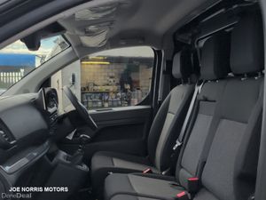Peugeot Expert Professional Plus L2 1.5 BlueHDi 12 - Image 2