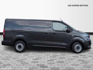 Peugeot Expert Professional Plus L2 1.5 BlueHDi 12 - Image 4