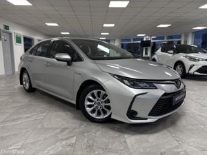 2019 Toyota Corolla Hybrid Automatic - Image 3