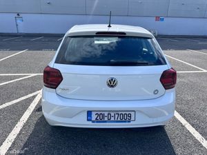Volkswagen Polo 1.0 PETROL, TREND LINE, LOW MILEAG - Image 4