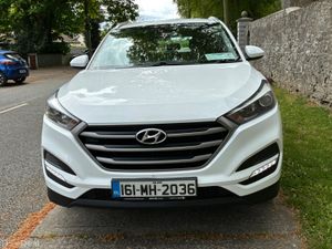 HYUNDAI TUCSON 1.7 CRDI SUV - Image 4