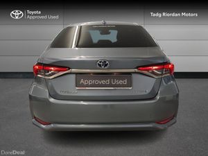 Toyota Corolla LUNA SPORT SALOON - Image 4