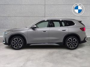 BMW iX1 eDrive20 xLine - Image 4