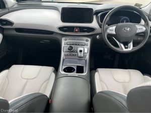 Hyundai Santa Fe PHEV 5DR AUTO - Image 3