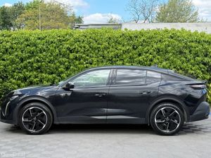Peugeot 408 408 GT-LINE 1.2 AUTO // APPLE CARPLAY/ - Image 3
