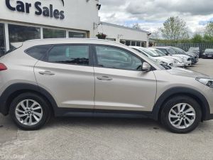 Hyundai Tucson 1.7 D Comfort Plus - Image 4