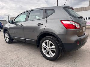 2013 Nissan Qashqai 1.5D ACENTA  Sat Nav  Warranty - Image 3