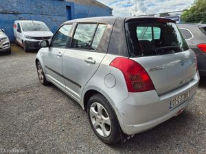 Lovely Suzuki Swift 2007 Car comes with new NCT - Image 3