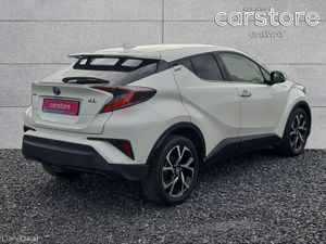 Toyota C-HR 1.8 Hybrid - Image 3