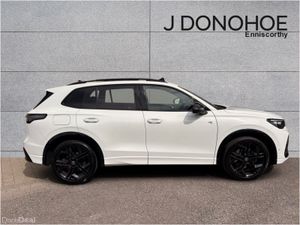 Volkswagen Tiguan 2.0 TDI 150HP R-Line Sun-roof - Image 3