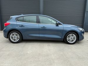 Ford Focus TITANIUM EDITION 1.5 TD 120 4DR - Image 3