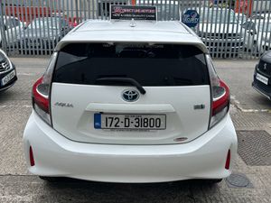 2017 Toyota Aqua - Image 4