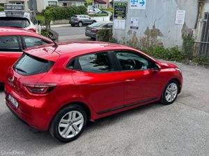 Renault Clio nct 2028 - Image 4