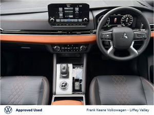 Mitsubishi Outlander PHEV G *7-SEATER* *SUNROOF* * - Image 2