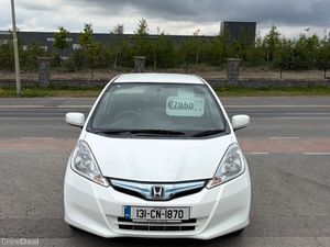2013 Honda Fit 1.3 Hybrid Automatic - Image 2