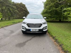 Hyundai Santa Fe 2015 4X4 7 Seater - Image 2