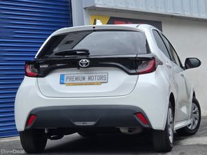 Toyota Yaris Automatic - Image 4