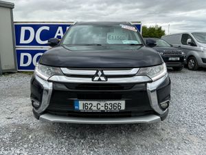 2016 MITSUBISHI OUTLANDER 4X4 7 SEATER SPOTLESS - Image 3