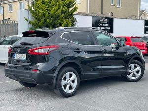 Nissan Qashqai 2018 1.2 petrol SV - Image 4
