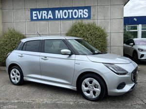 Suzuki Swift MX MHEV AUTOMATIC 1.2 PETROL //VERY L - Image 3