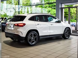 Mercedes-Benz GLA 180d AMG Night Pack Auto - Image 3