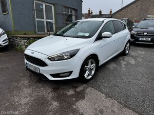 Ford Focus Lovely Car in white - Image 3