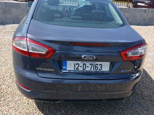 Ford Mondeo 2012 4door saloon - Image 2