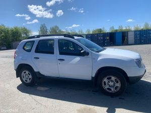 Dacia Duster 2018 Manual 2WD Diesel fresh NCT - Image 4