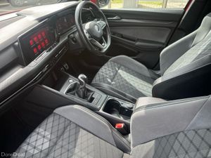 Volkswagen Golf R-LINE 2.0TDI 150HP MANUAL - Image 3