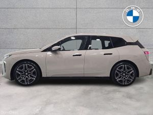 BMW iX xDrive45 M Sport - Image 4