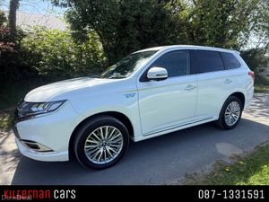 Mitsubishi Outlander Petrol Plug in hybrid high sp - Image 4