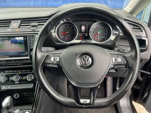 Volkswagen Touran HIGHLINE 7-SEATER 1.4 TSI AUTO / - Image 4