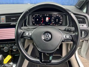 Volkswagen Golf HIGHLINE 2.0 TDI *LEATHER PACKAGE* - Image 4