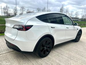 231 Tesla Model Y Rwd Low Km - Image 3