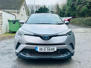 TOYOTA C-HR 2019  PETROL HYBRID  AUTOMATIC 🔥 - Image 2