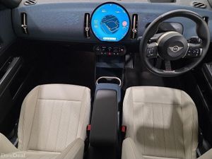 Mini Countryman C - Image 4