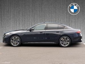 BMW 5-Series 530e M Sport Saloon - Image 3