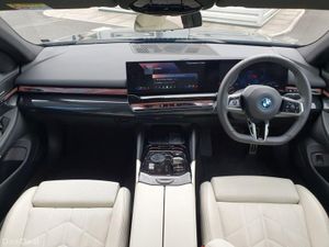 BMW i5 eDrive40 M Sport Saloon - Image 4