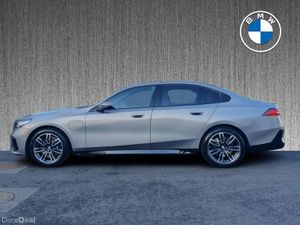 BMW 5-Series 530e M Sport Saloon - Image 3