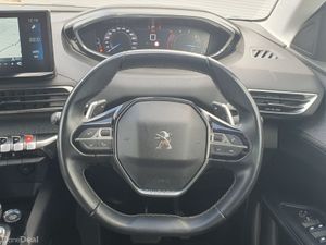 Peugeot 3008 1.5 BlueHDi 130bhp Allure Auto - Image 4