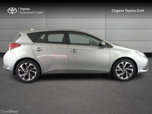 Toyota Auris HYBRID SOL 5DR 4DR AUTO - Image 3