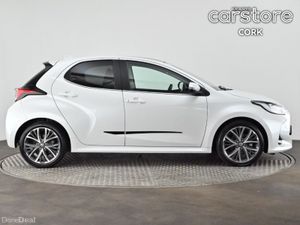 Toyota Yaris 1.5 Hybrid Platinum - Image 3
