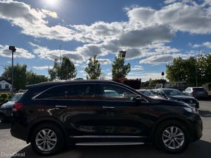 171 Kia Sorento Platinum 7 Seater *Low Kils* - Image 4
