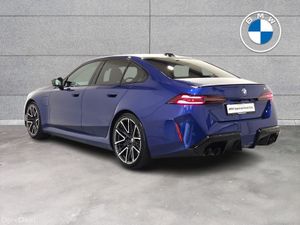 BMW M5 Saloon - Image 3