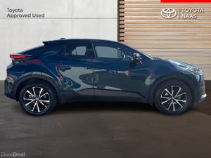Toyota C-HR Hybrid Sport - Image 3