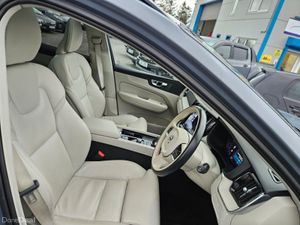 Volvo XC60 T6 Phev Plus Dark AWD 5DR Auto - Image 4