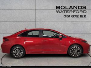 Toyota Corolla 1.8 Hybrid Luna Sport Saloon - Image 4