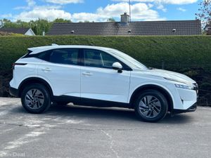 23Nissan Qashqai 1.3 Dig Accenta Premium Hybrid - Image 2